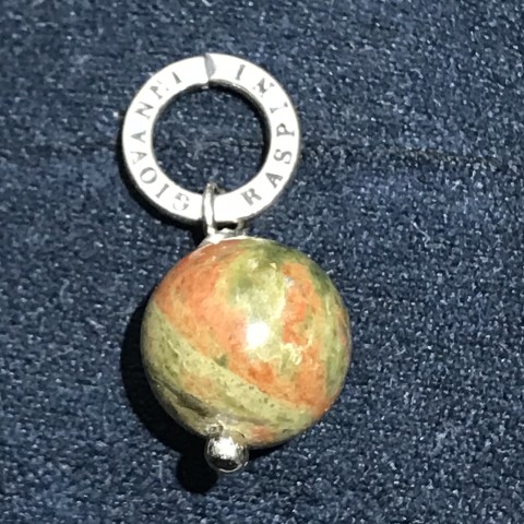 1733